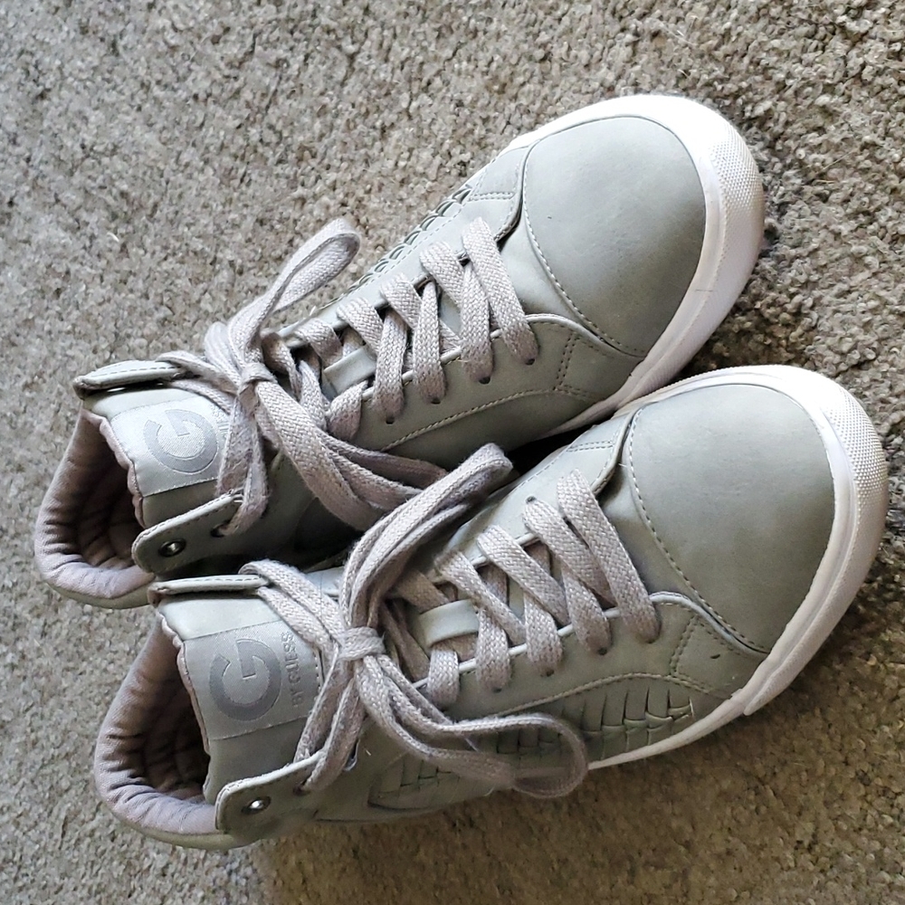 High top casual sneakers